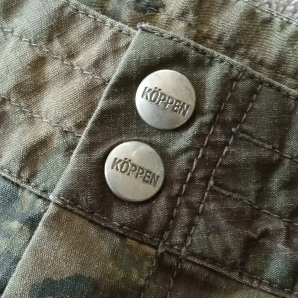 Köppen Camo Ripstop Crops - Picture 2 of 9